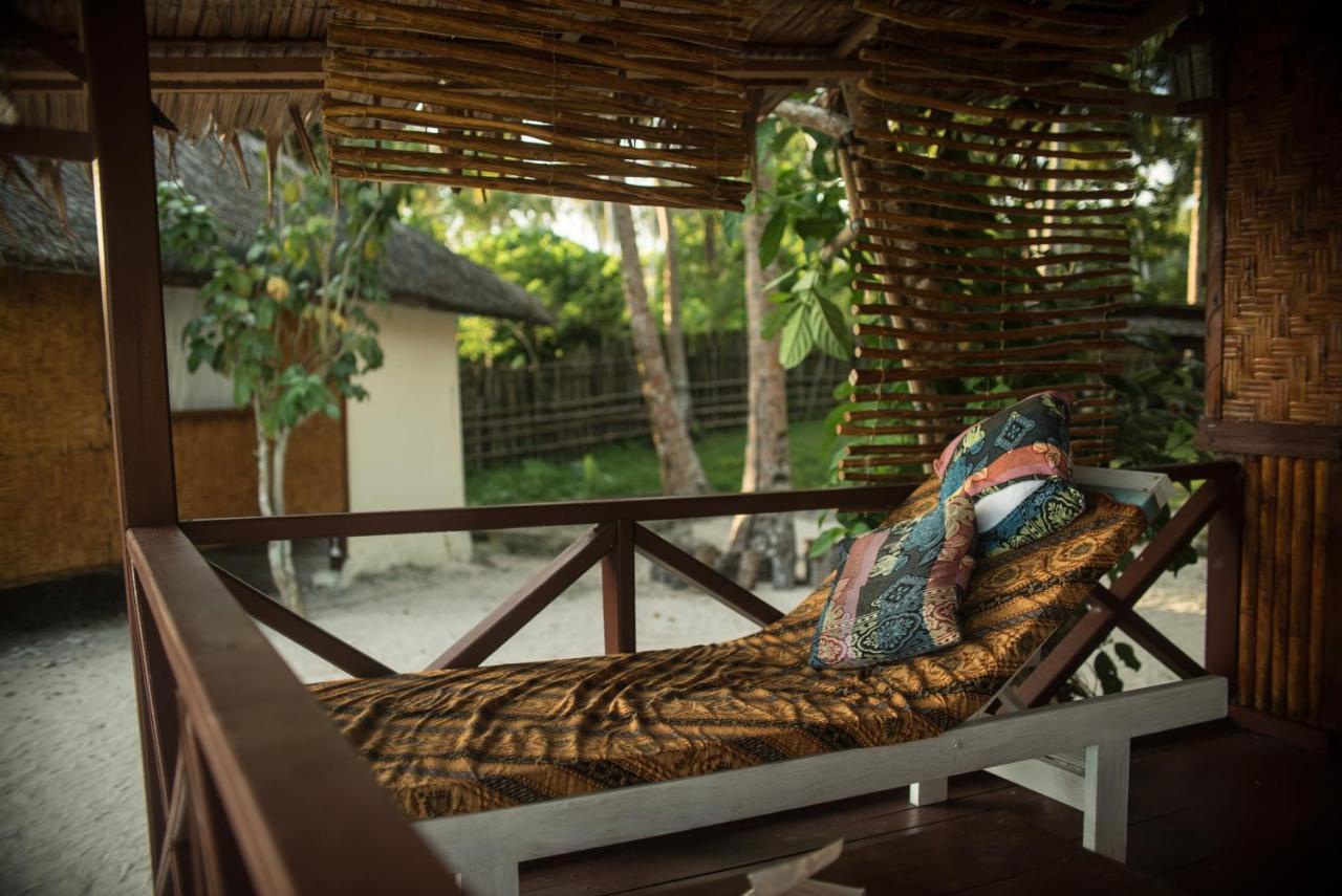 Simeulue Surflodges Lasikin Exterior photo
